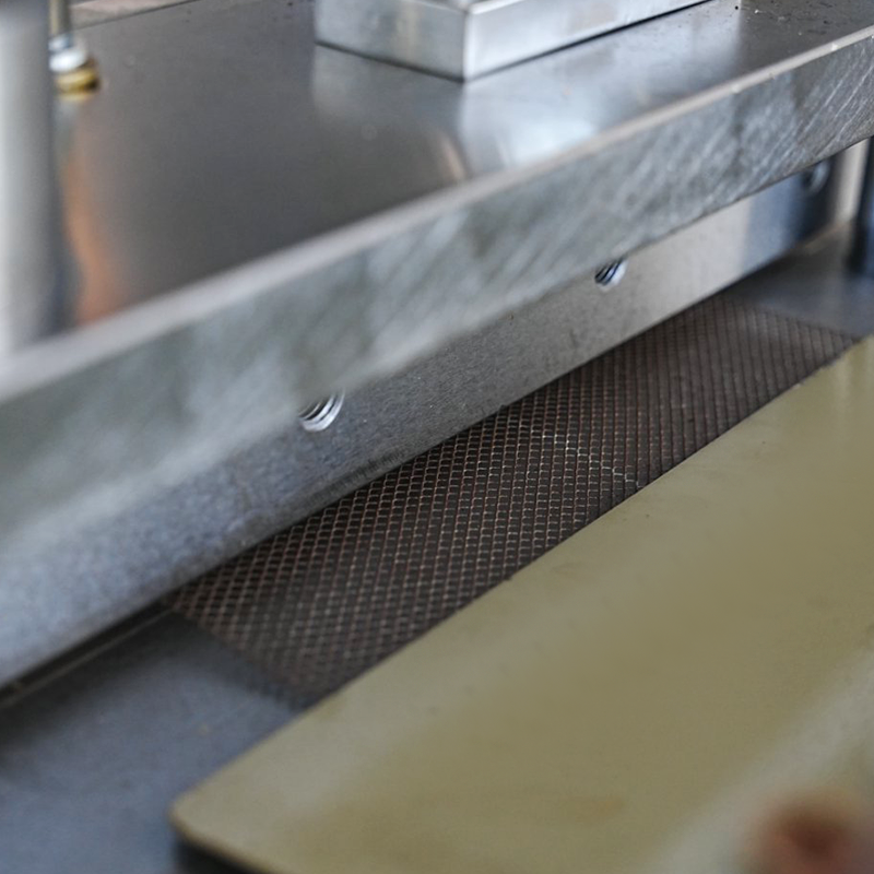 Machine intégrée de soudage de treillis à rouleaux de tambour